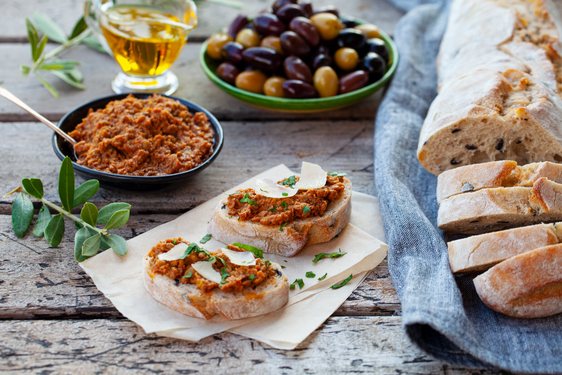Röd tapenade