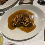 Secreto Ibérico med kantareller och ibéricoglace